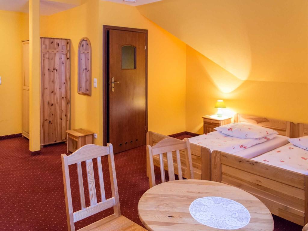 Bed and Breakfast Marzenie à Przesieka Chambre photo