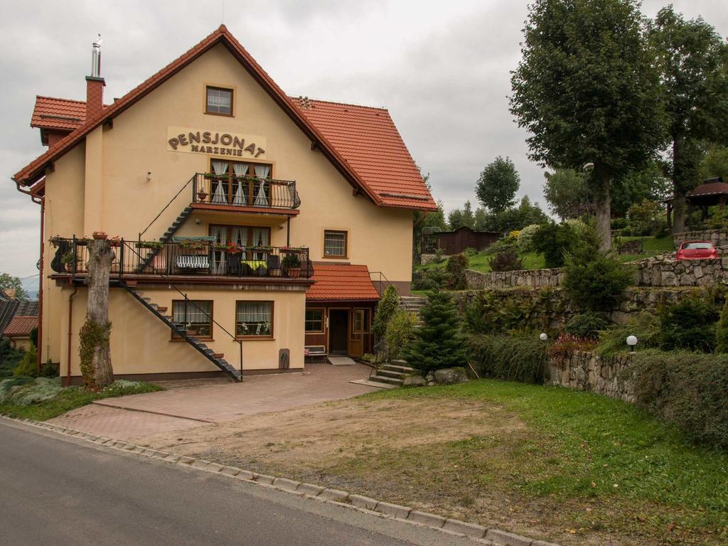 Bed and Breakfast Marzenie à Przesieka Extérieur photo