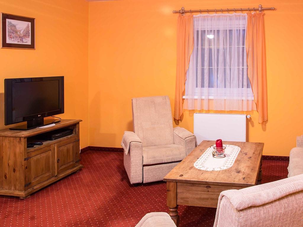 Bed and Breakfast Marzenie à Przesieka Chambre photo