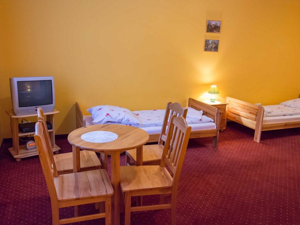 Bed and Breakfast Marzenie à Przesieka Chambre photo